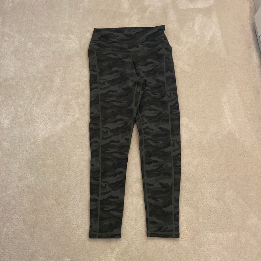 Camo green leggings